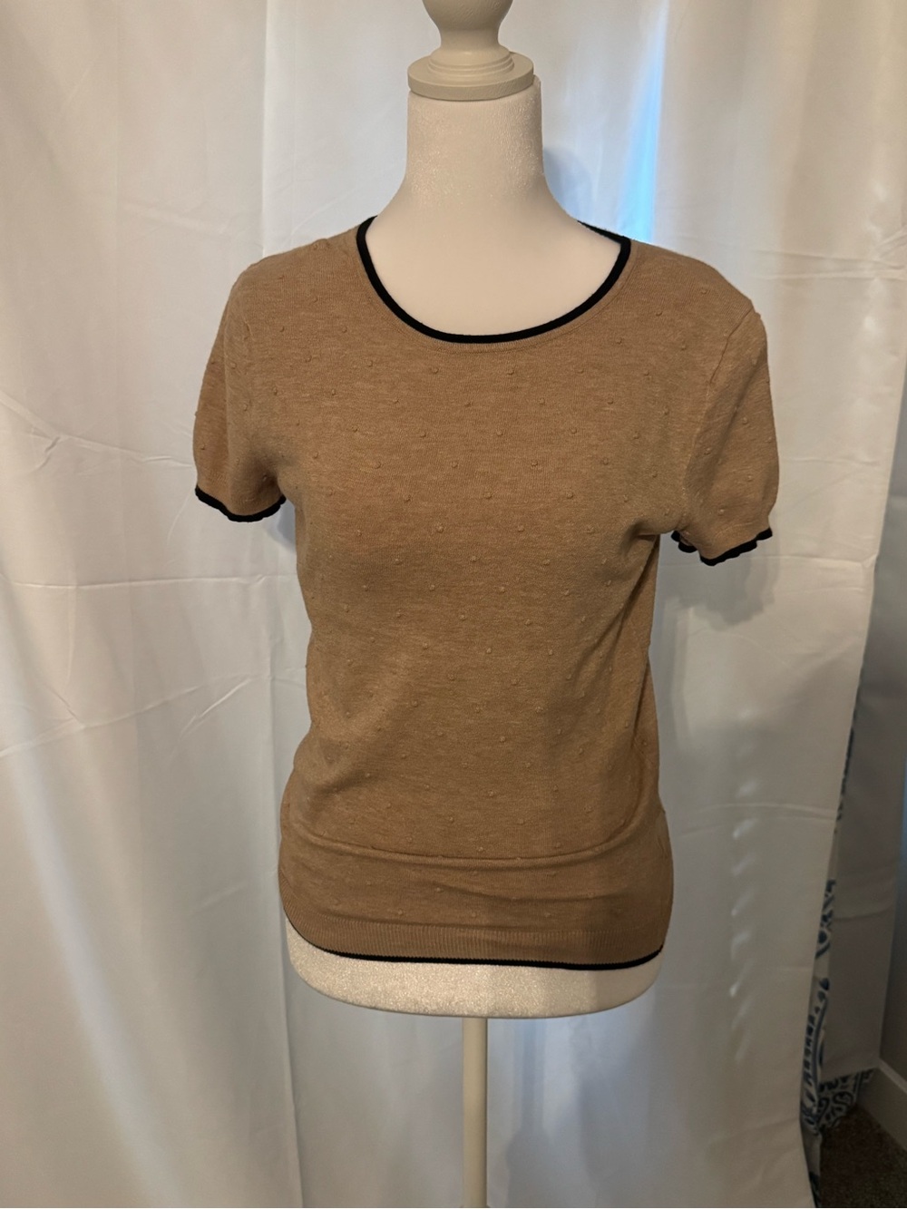 Elle Tan Short Sleeve Knit Top with Black Trim